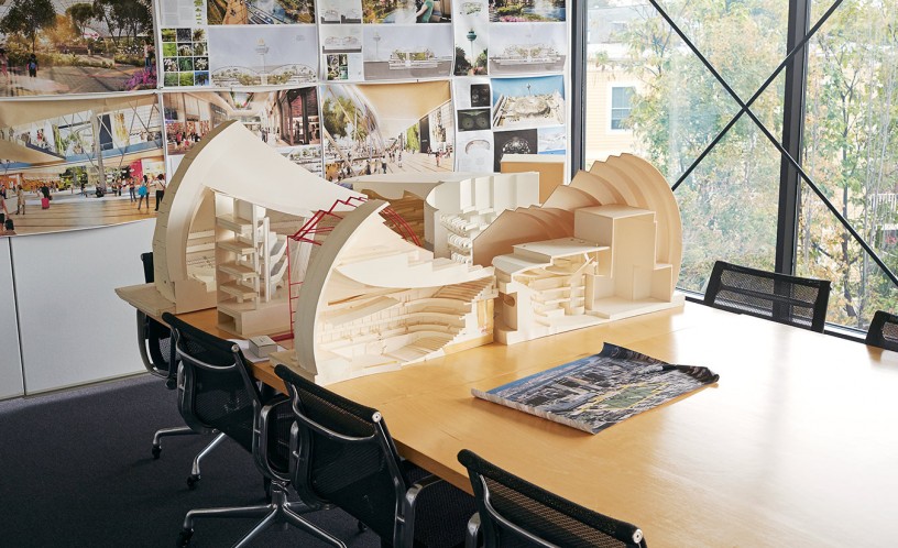 MOSHE SAFDIE:Global citizen