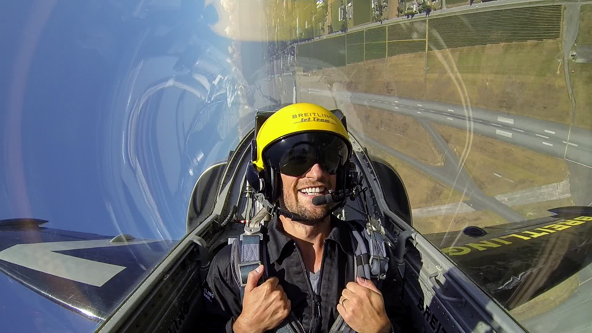 Daily Edit: Riding Shotgun with the Breitling Jet Team