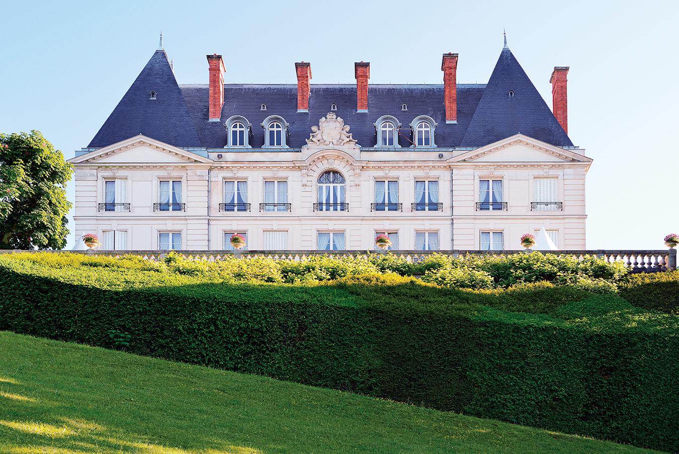 Statue of Monk Dom Perignon, at the Entrance of the Champagne House MoÃ«t &  Chandon in Epernay France Editorial Stock Image - Image of reims, chandon:  161189549