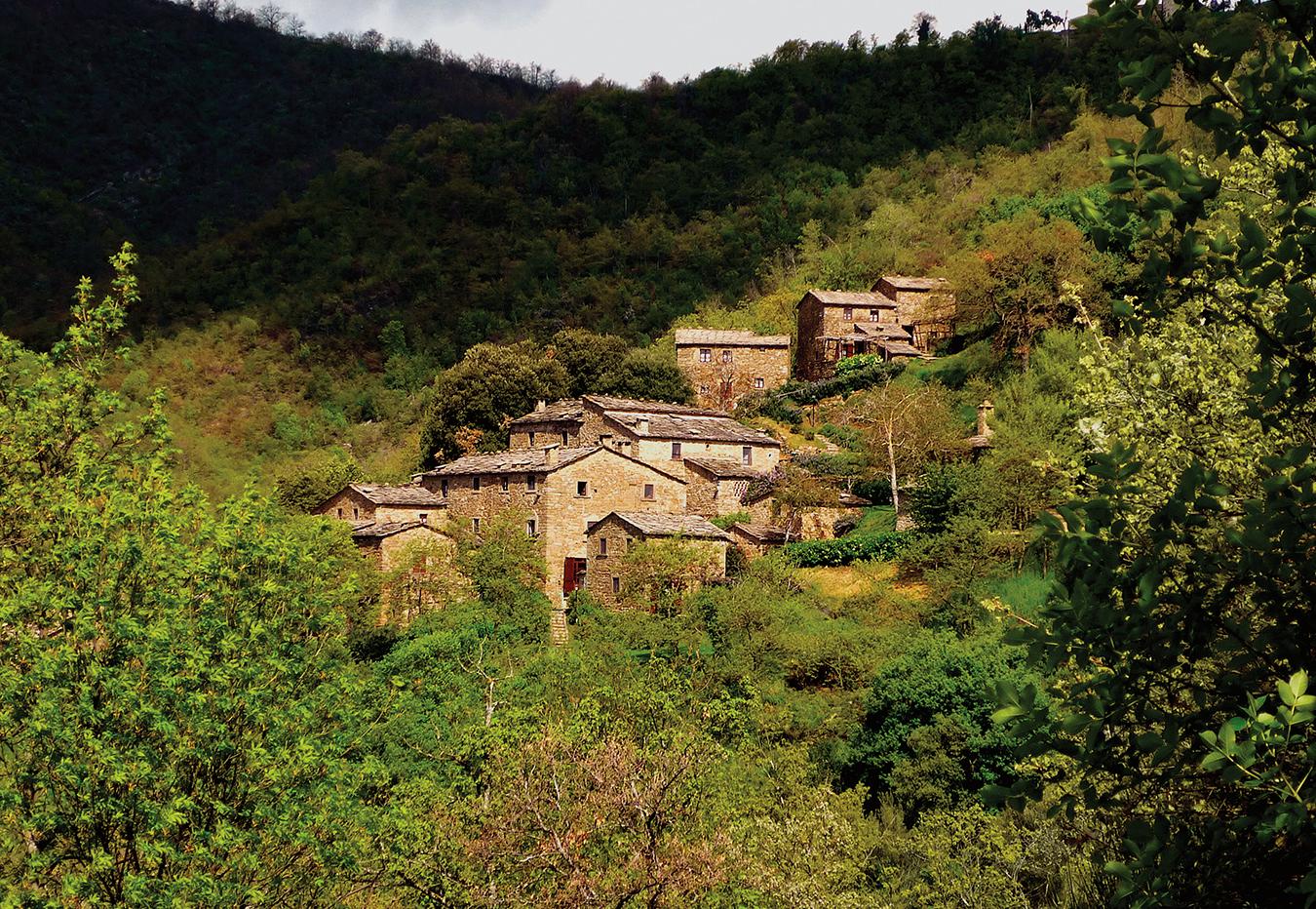 NUVO Magazine: Borgo di Vagli