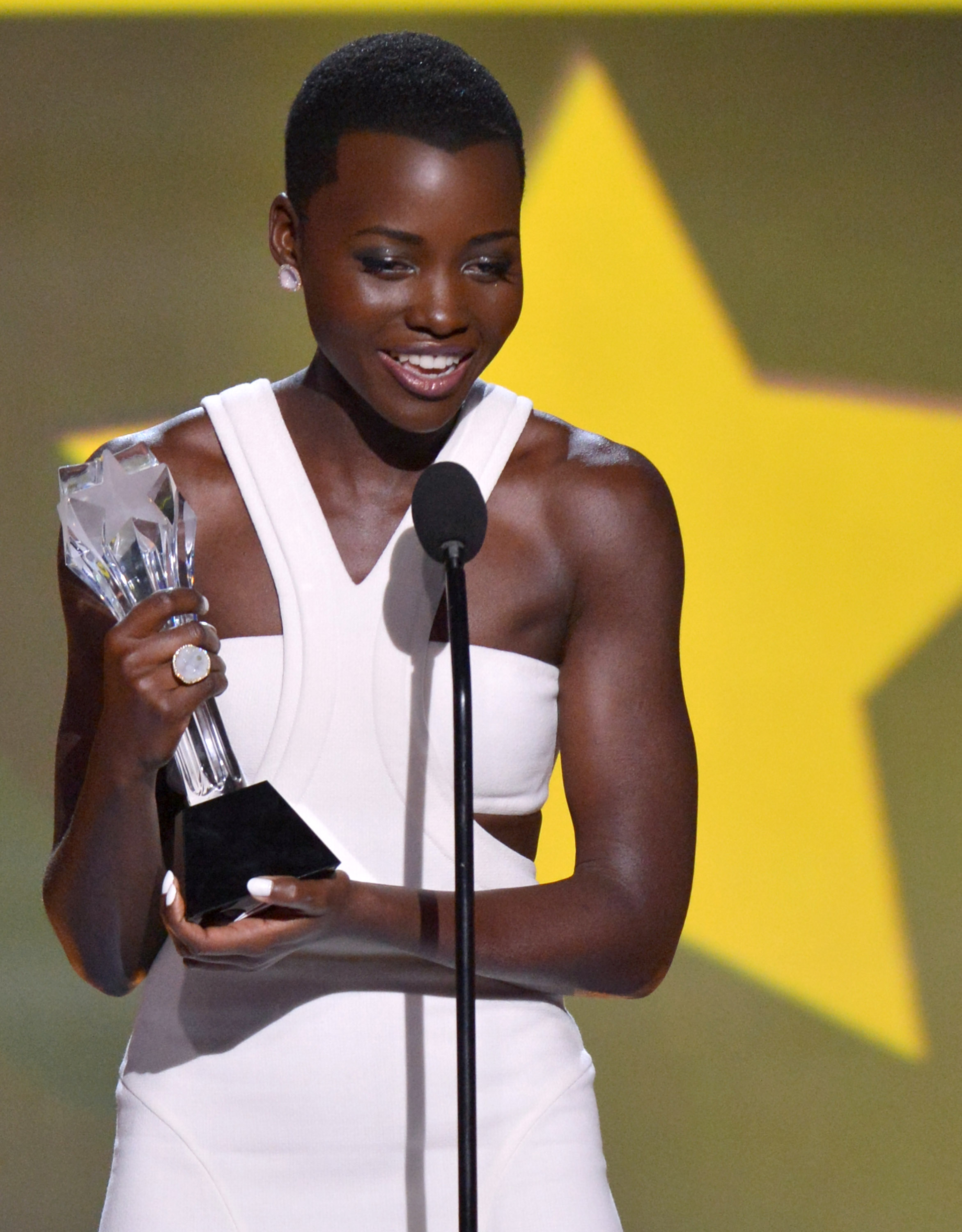 NUVO Daily Edit: Awards Season, Lupita Nyong'o, 12 Years a Slave