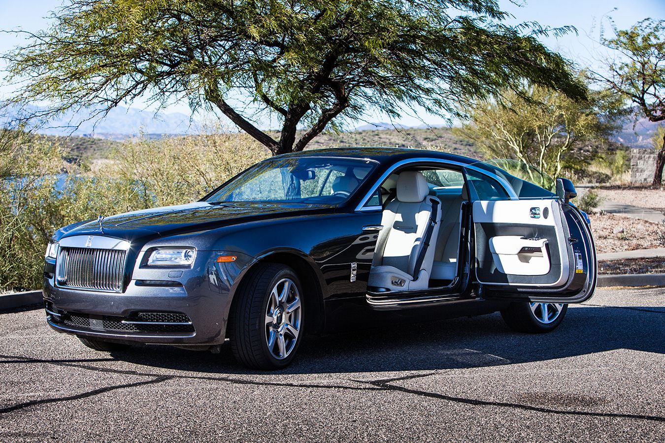 NUVO Magazine: Rolls-Royce Wraith