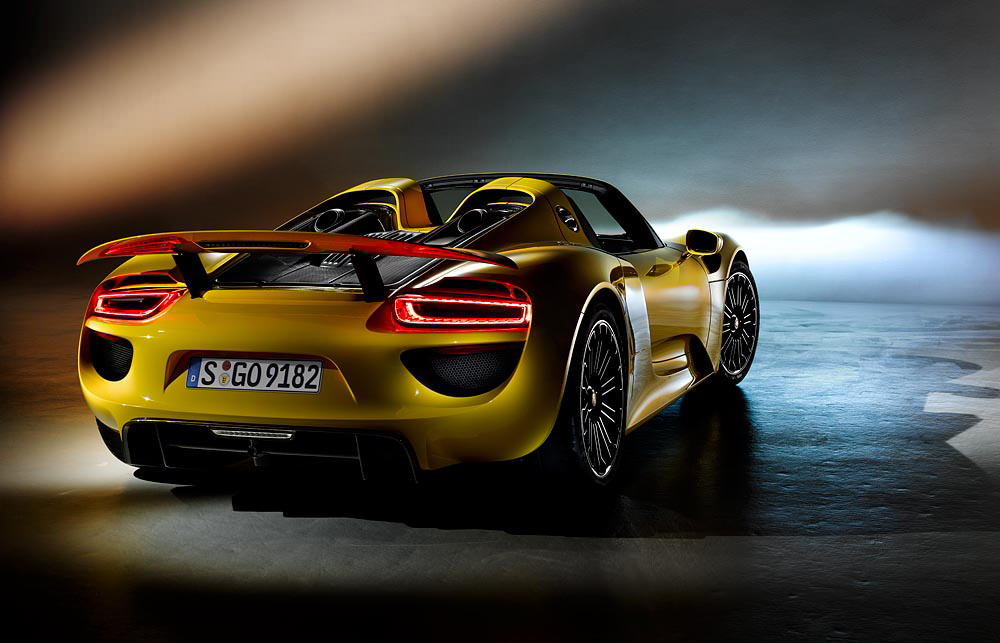 NUVO Magazine: Porsche 918 Spyder