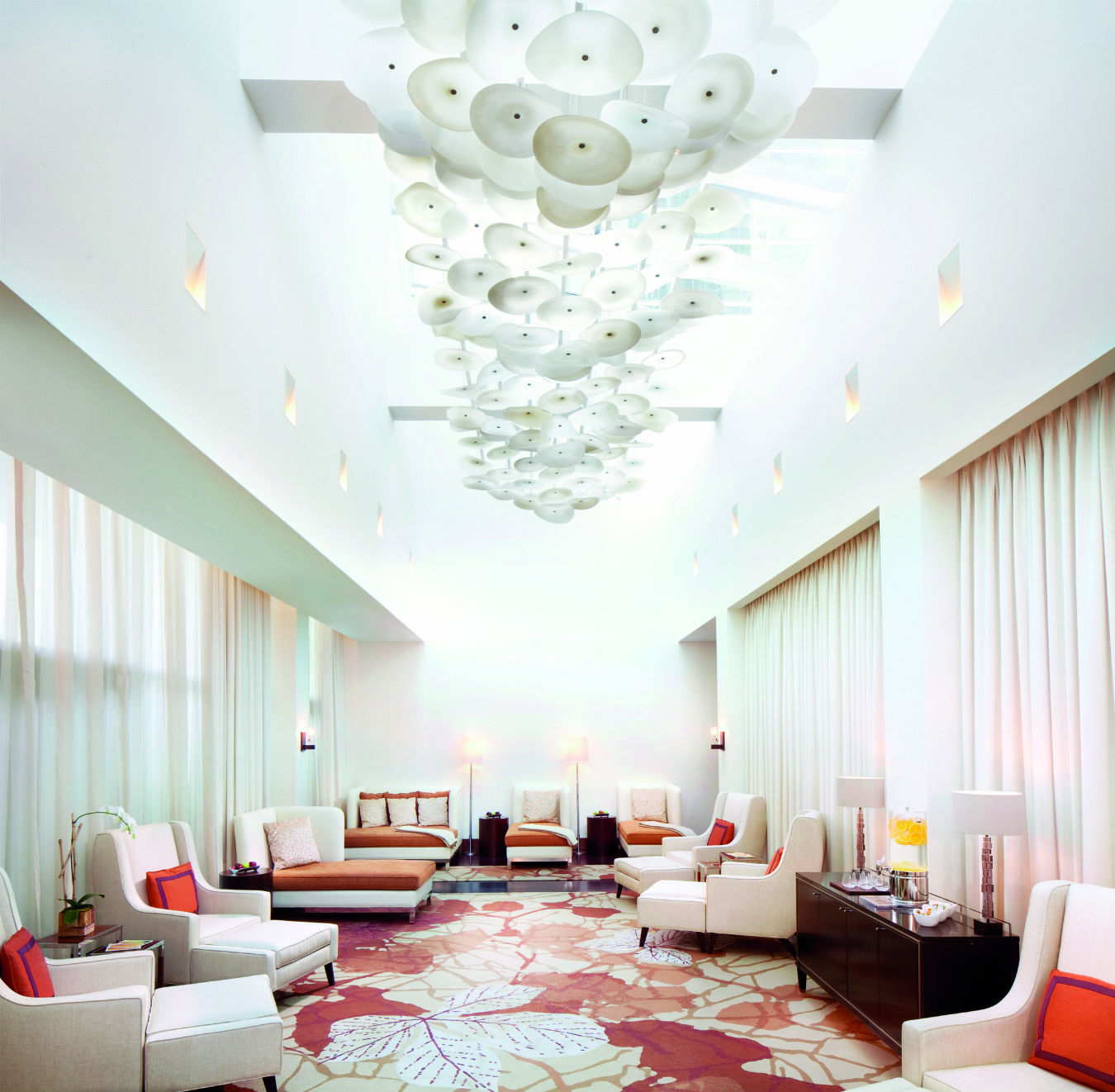 NUVO Daily Edit: Ritz-Carlton Toronto