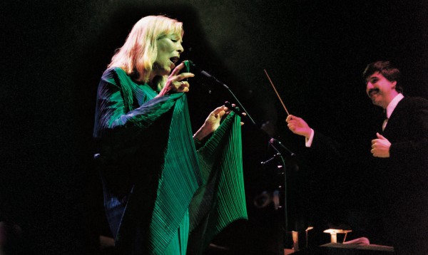 NUVO Magazine Autumn 2001: Joni Mitchell