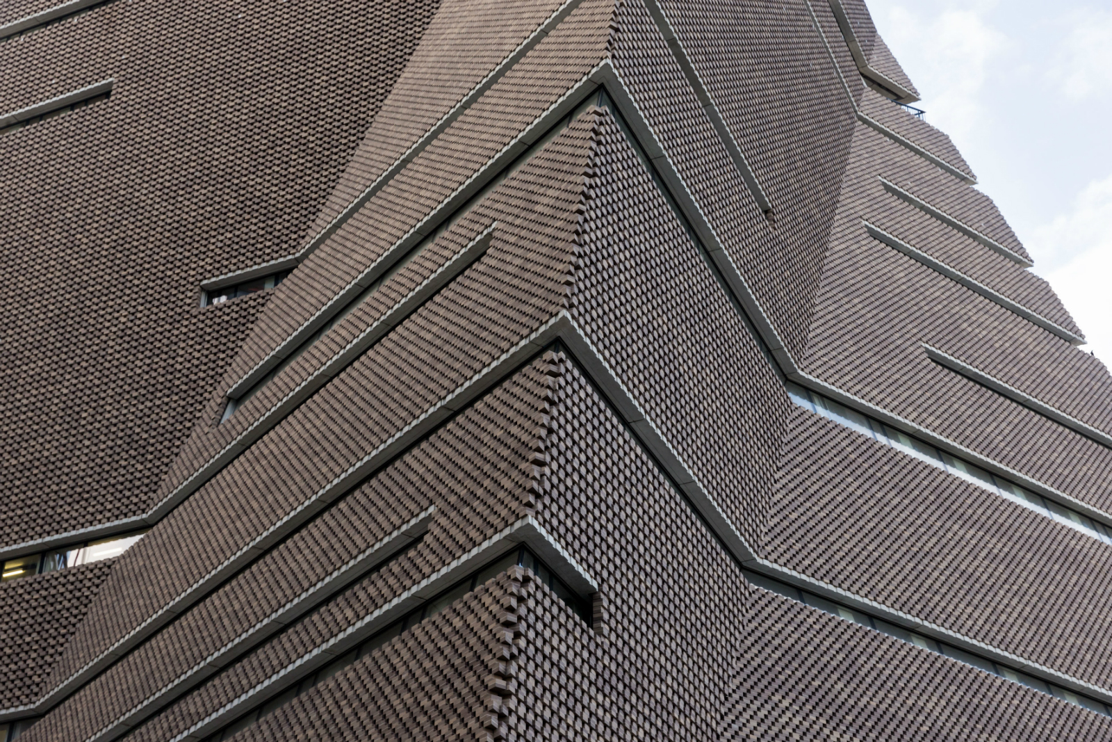 Daily Edit: Tate Modern’s Switch House