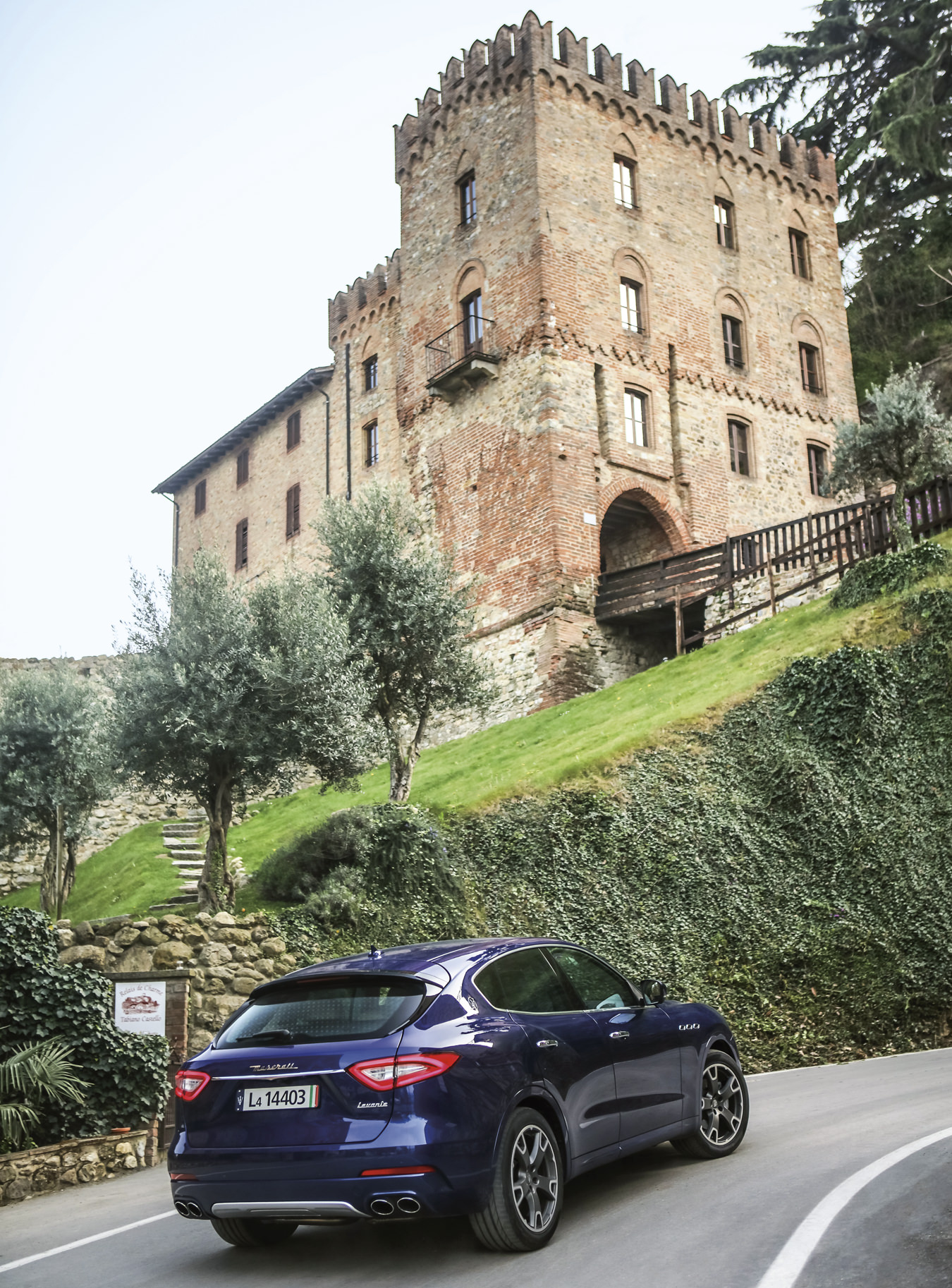 Winter 2016, Ticket to Ride, Maserati Levante