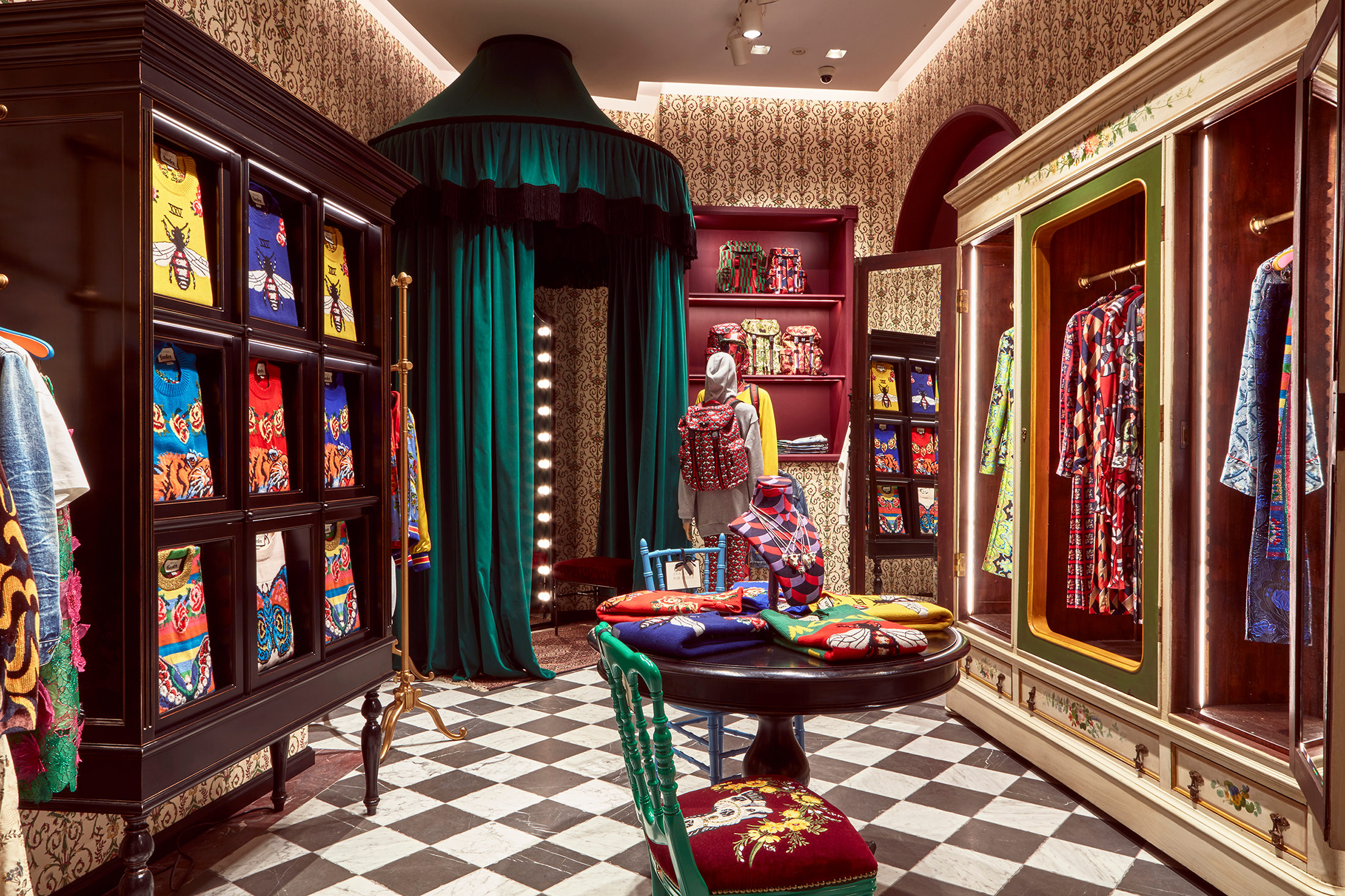 Milan Fashion Boutiques: Gucci unveils new store concept