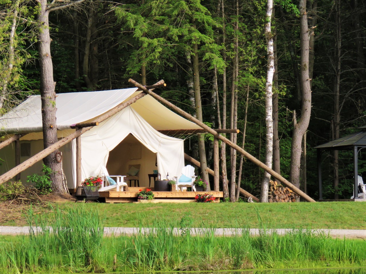 Whispering Springs Wilderness Retreat