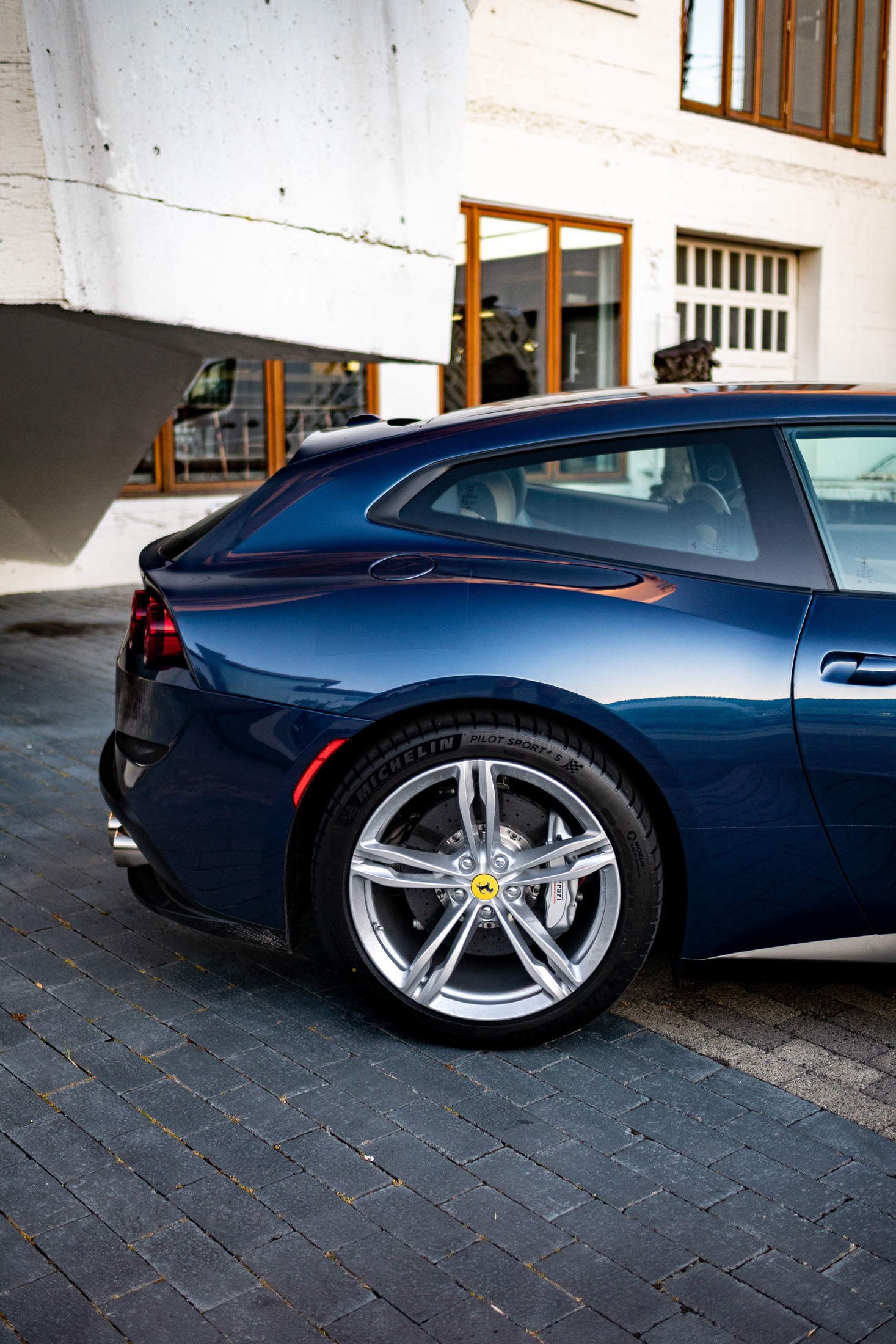 Ferrari GTC4Lusso