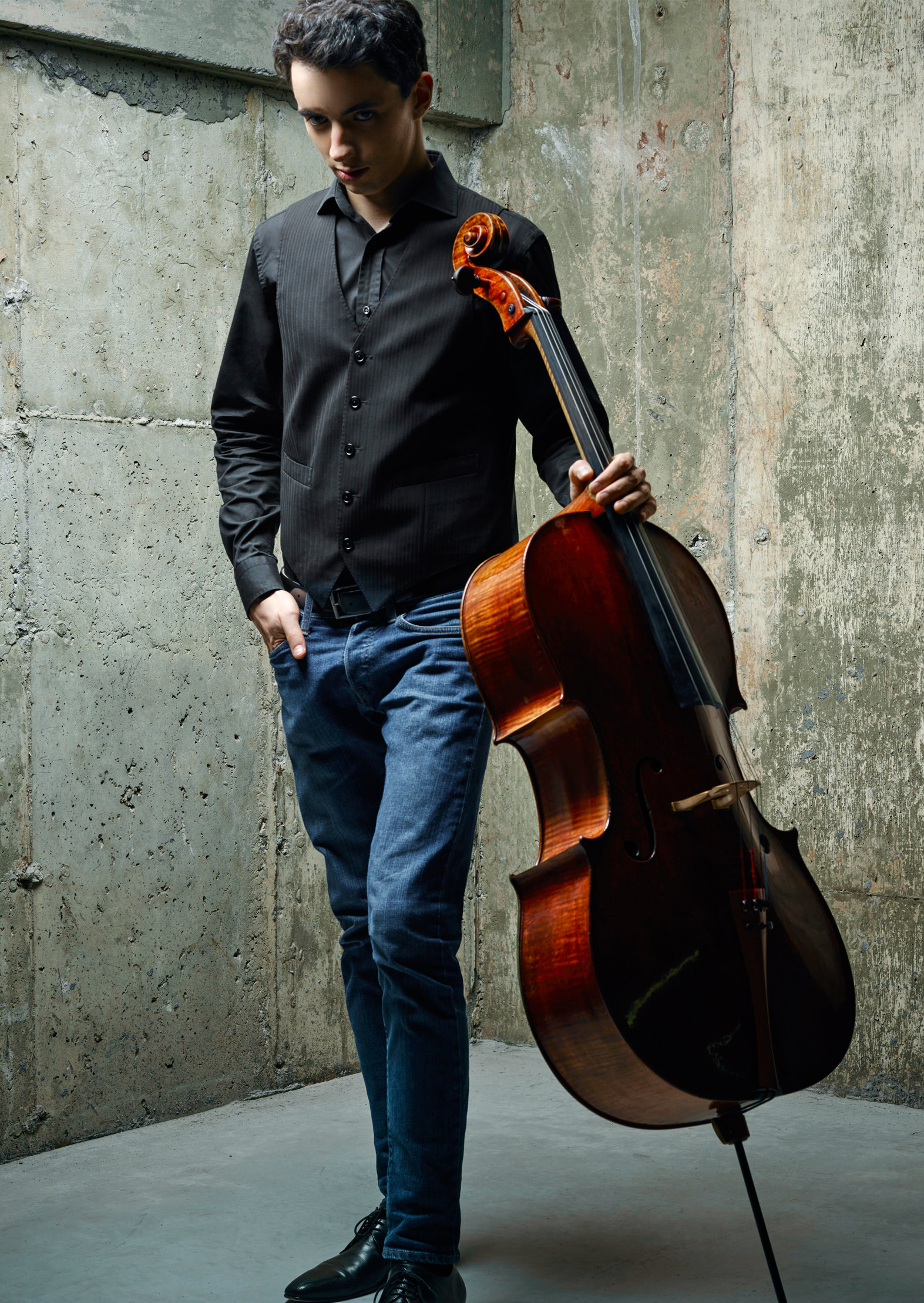 Montreal Cellist Stéphane Tétreault NUVO FYI Music Spring 2019