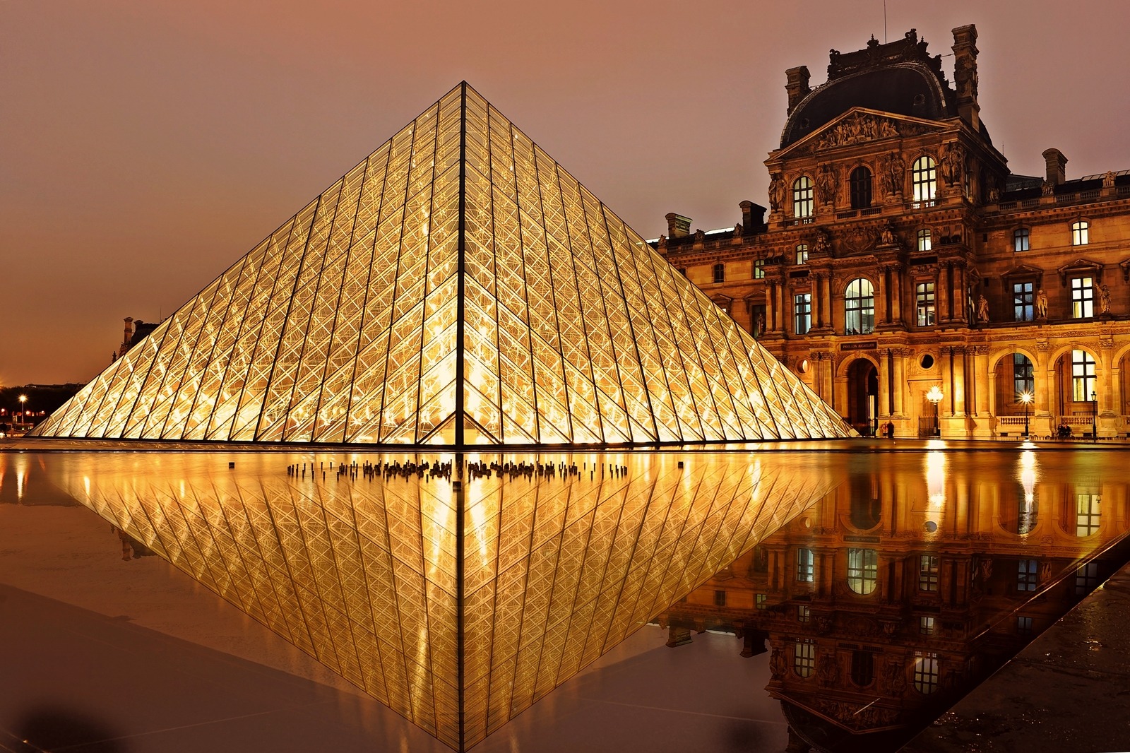 The Louvre Museum creates new fragrances inspired by art