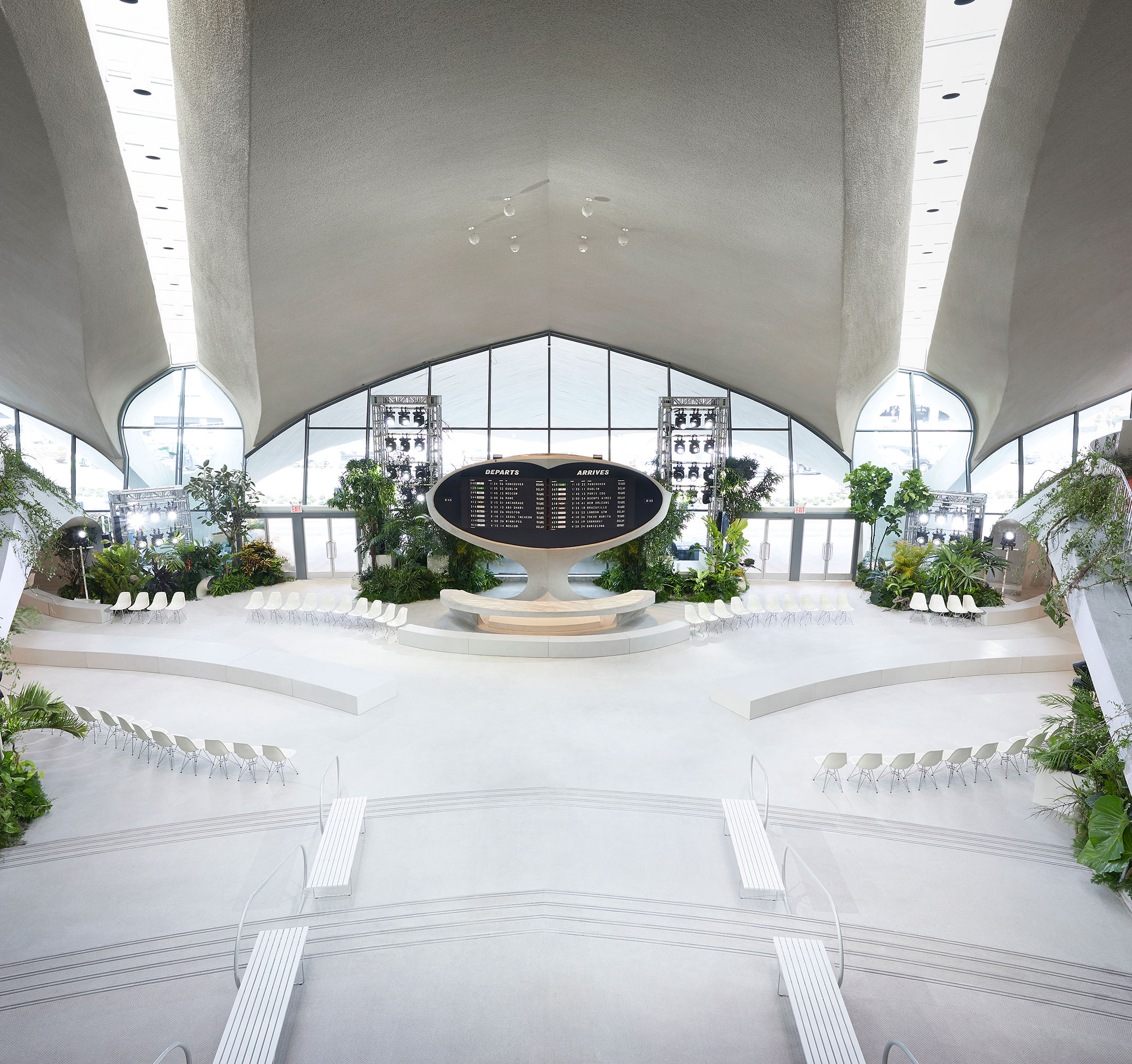 How Louis Vuitton Transformed an Abandoned JFK Terminal into a Futuristic  Fashion World