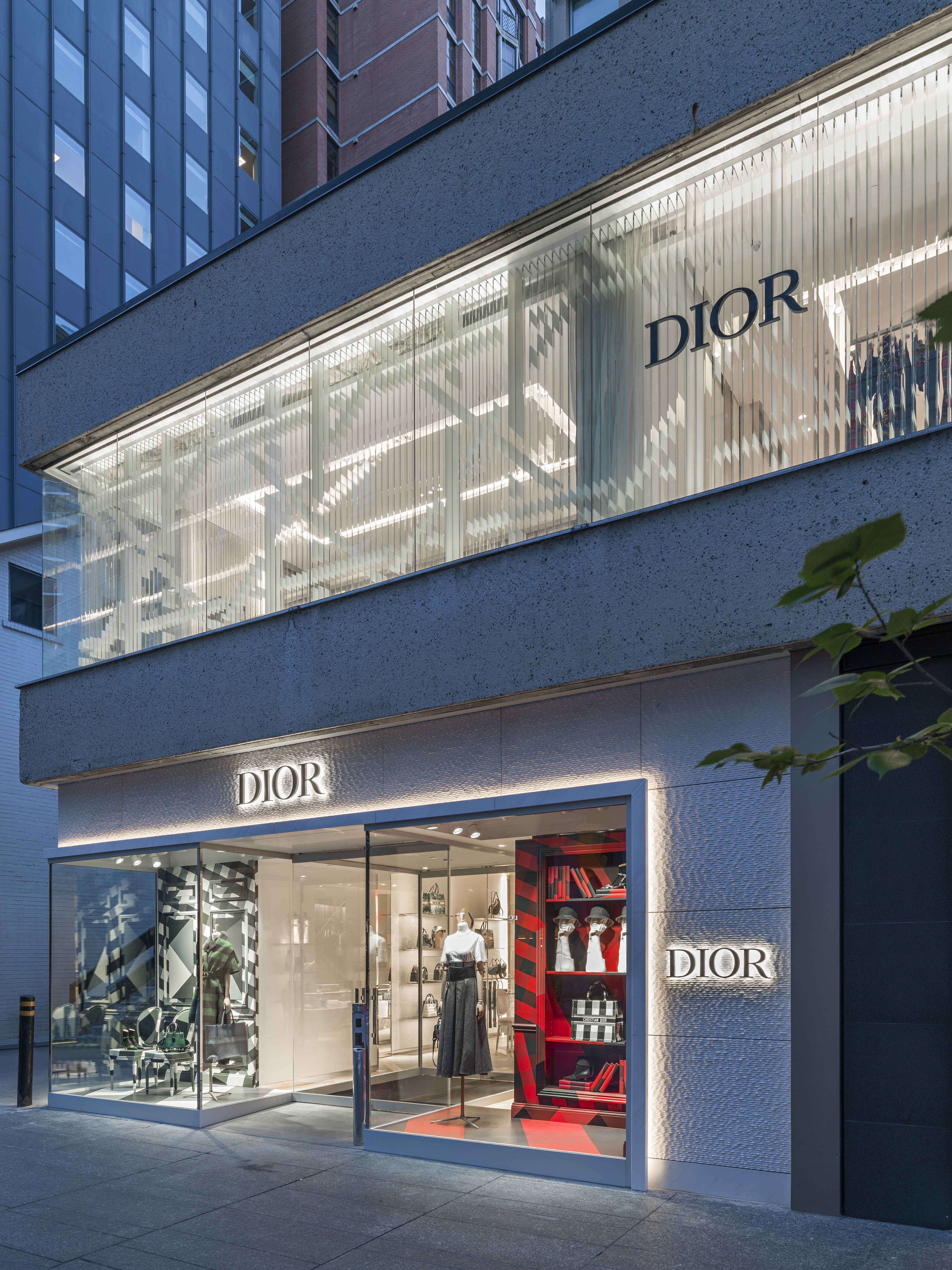 Dior Storefront 