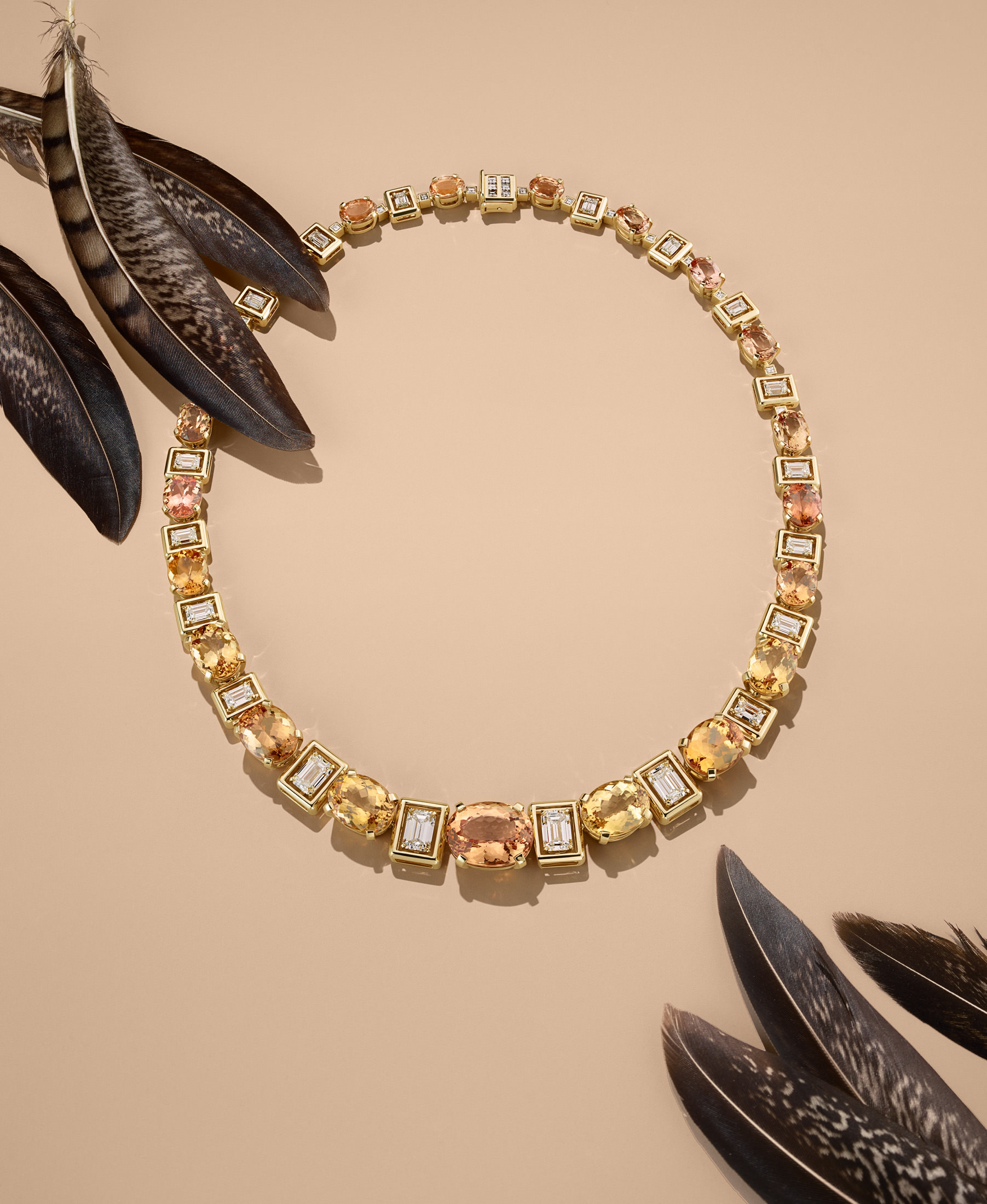 The Flora Theme: Necklace in 18-karat yellow gold with imperial topaz and diamonds.