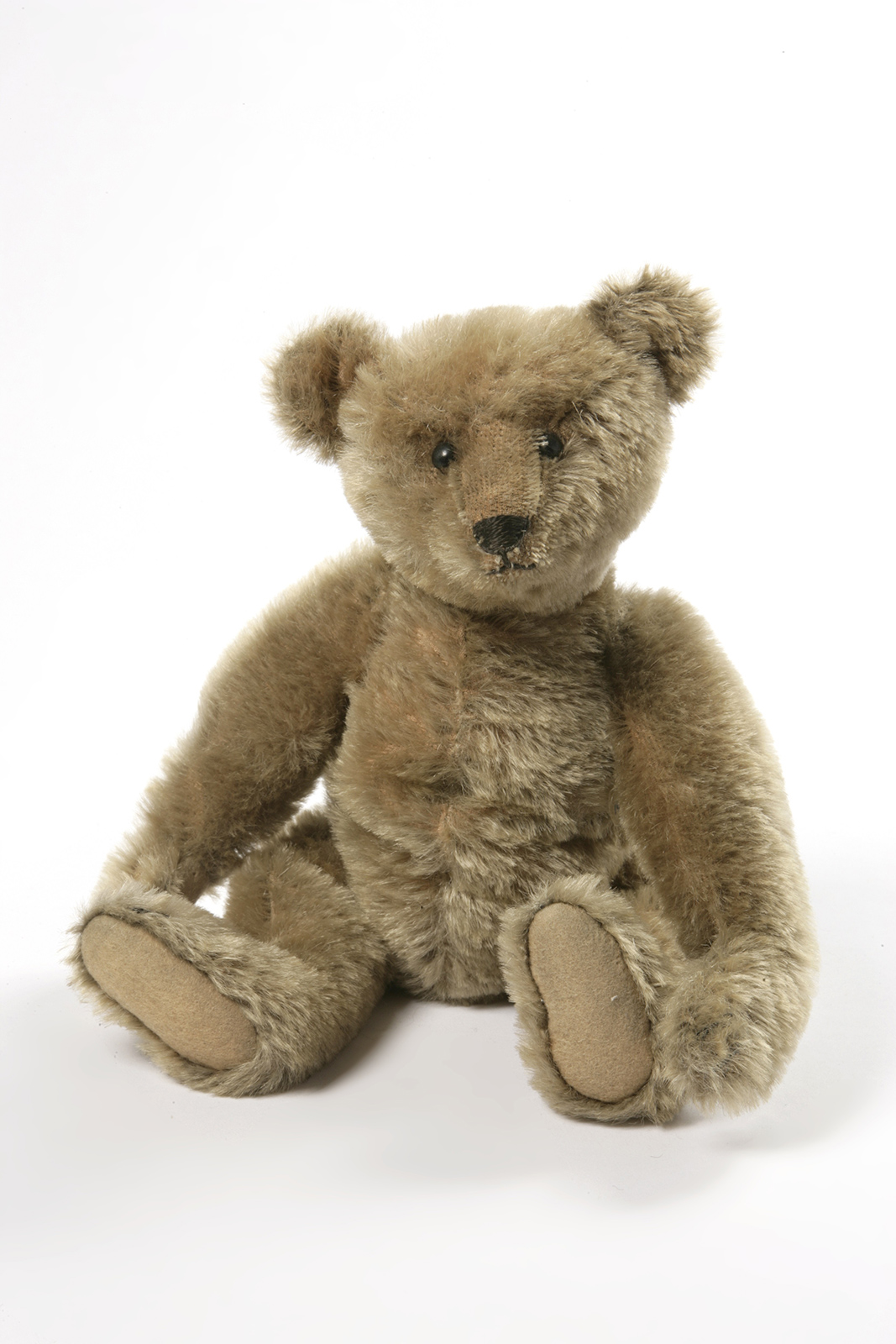 Early teddy bear named after Winnie