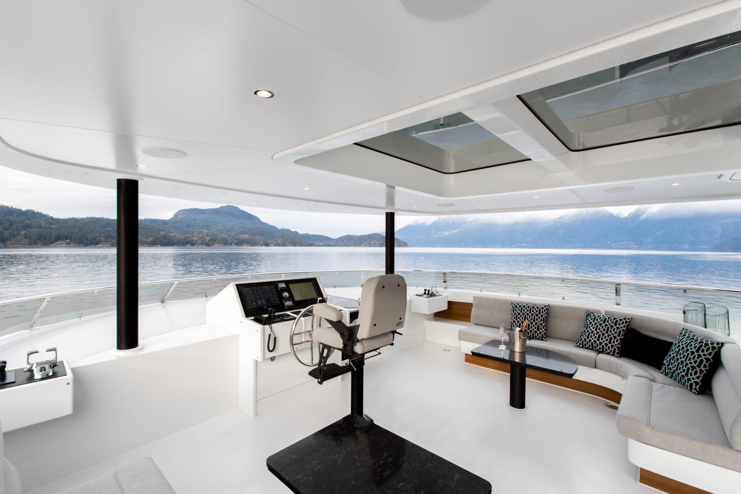 crescent yacht position