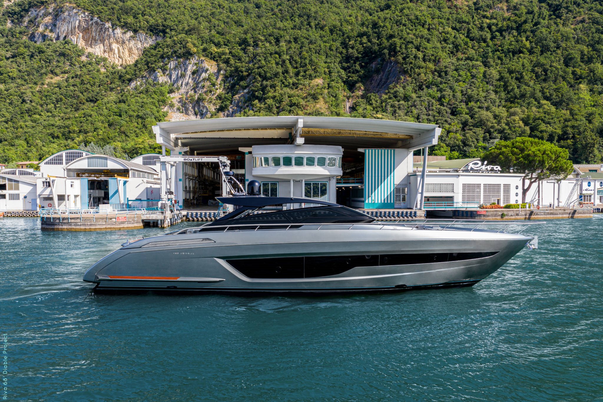 Riva Diable Cannes Yachting Festival. 