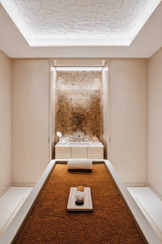 At the Cheval Blanc Paris, a Dior Spa Offers a Multisensory Oasis for Body  and Mind