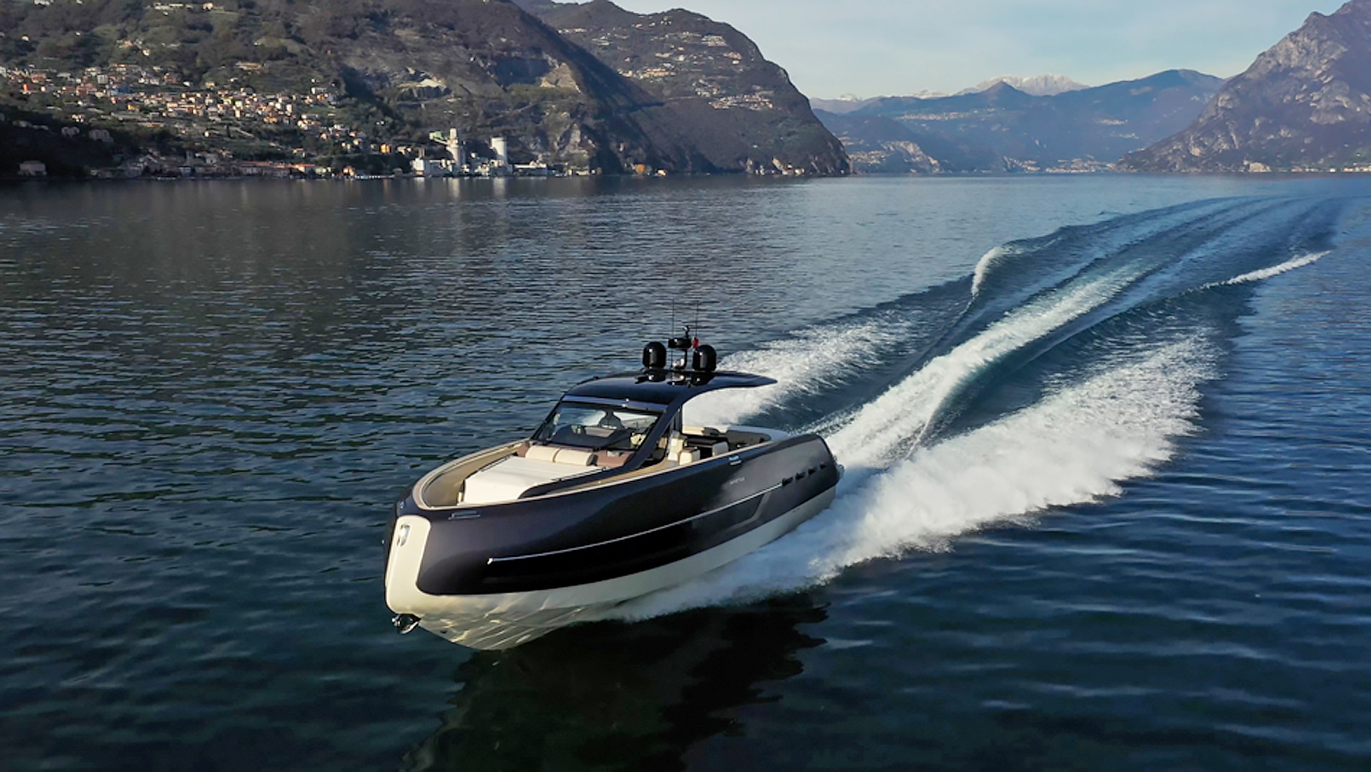 invictus yacht tt460 prezzo