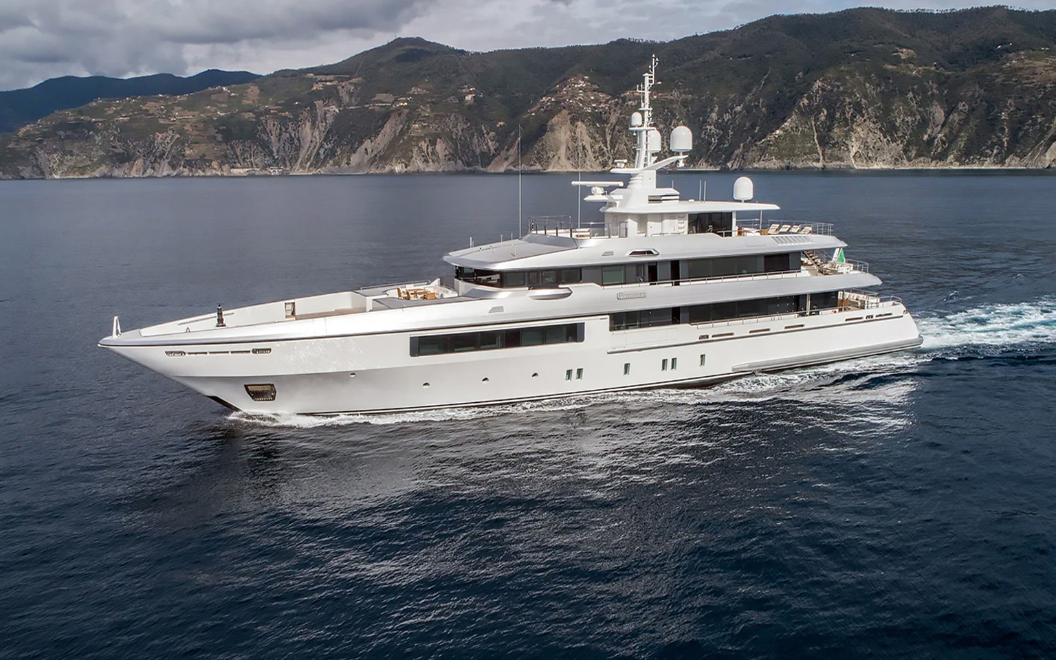 framura yacht besitzer