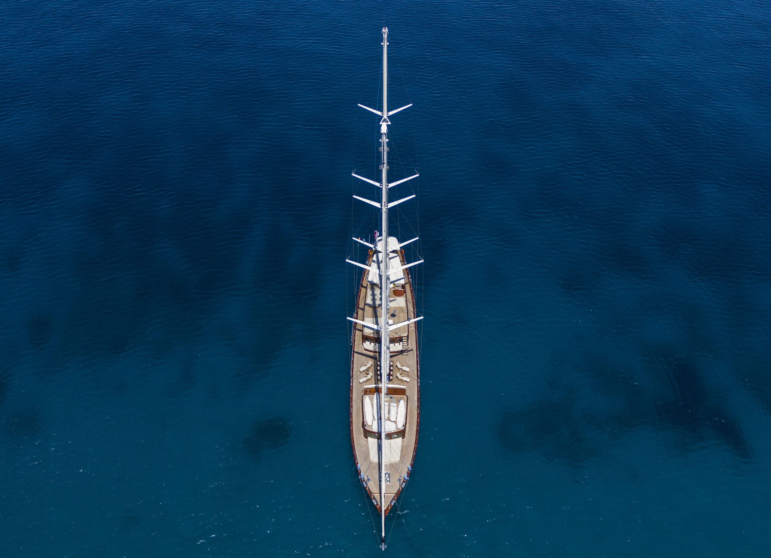 where are neptunus yachts built