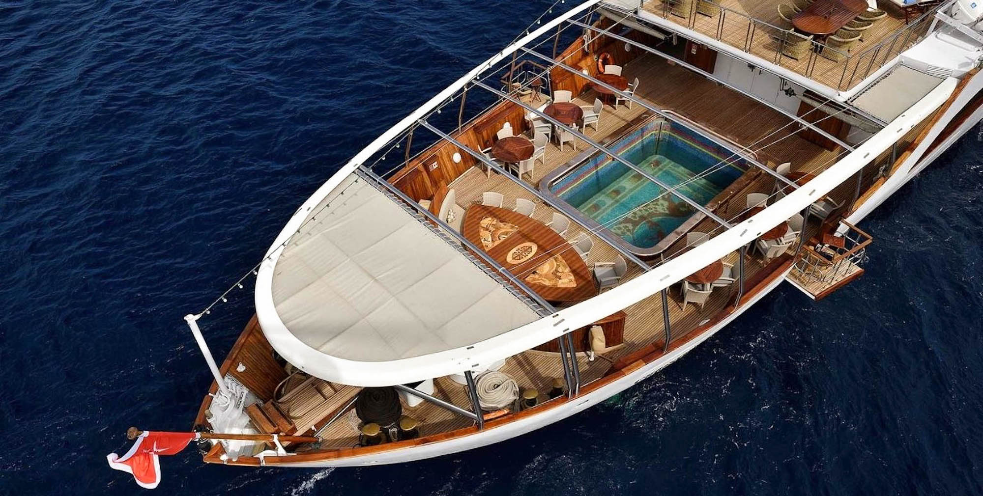 crescent yacht position