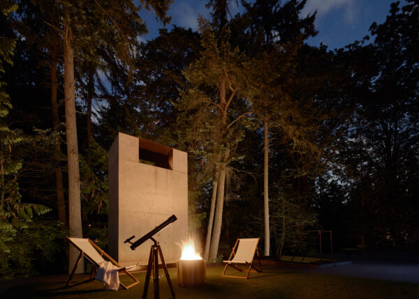 GO'C The Rambler house outdoor backyard with firepit and telescope