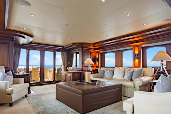 Bilgin Yachts Clarity seating area