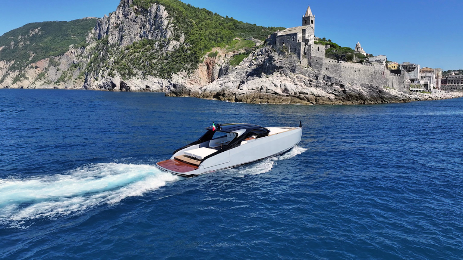 Vespro Yacht Sails Toward an ISland