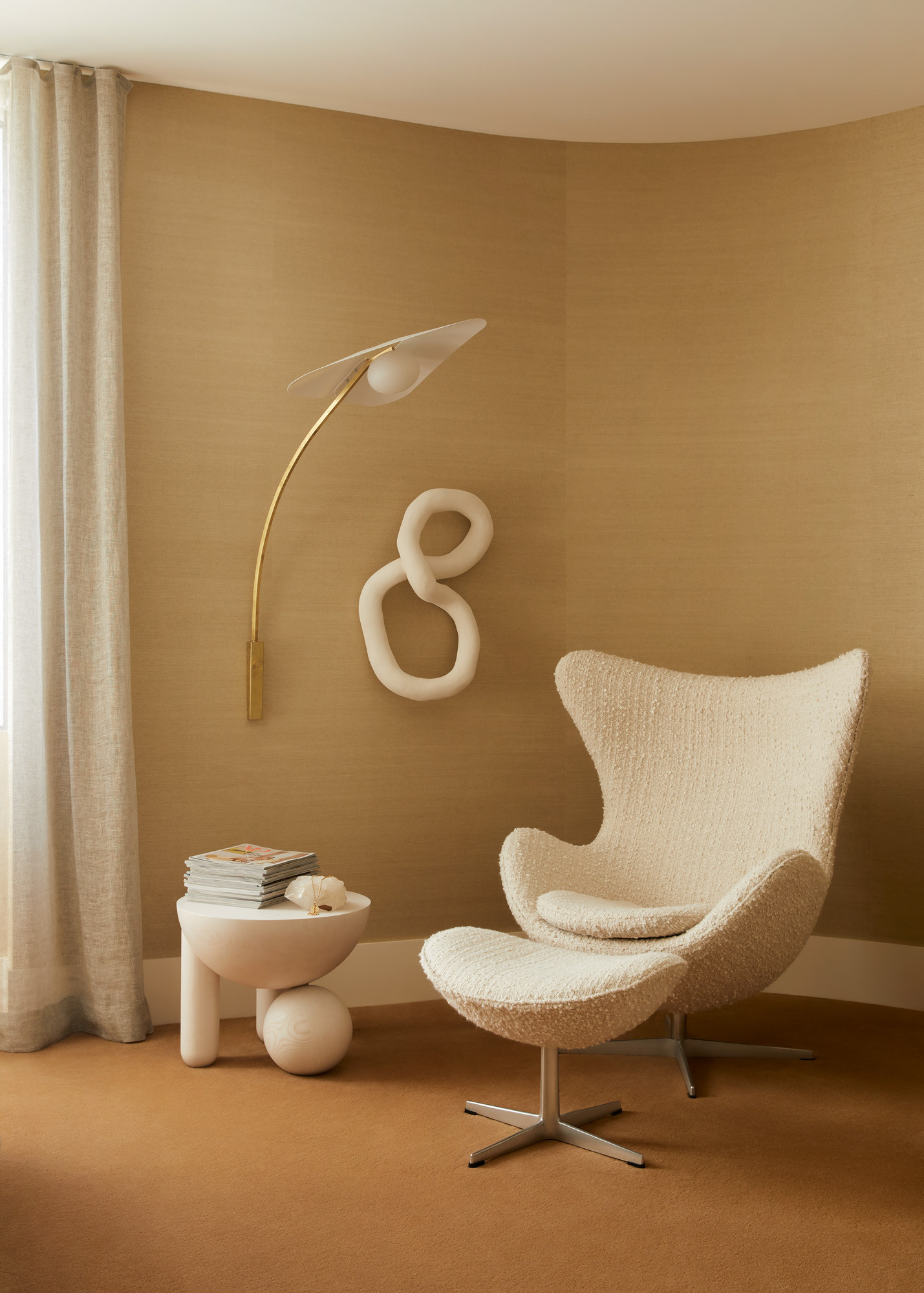 Chair and lamp with side table by Edition Office