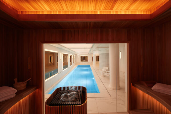Villa-des-Prés pool and sauna
