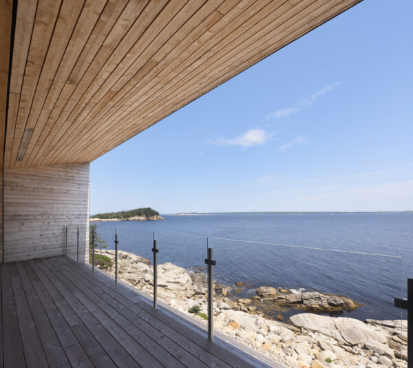 A Nova Scotian Home With Panoramic Views Over Peggys Cove