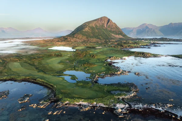 Lofoten Links