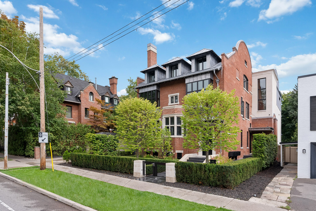 Toronto Fraternity House