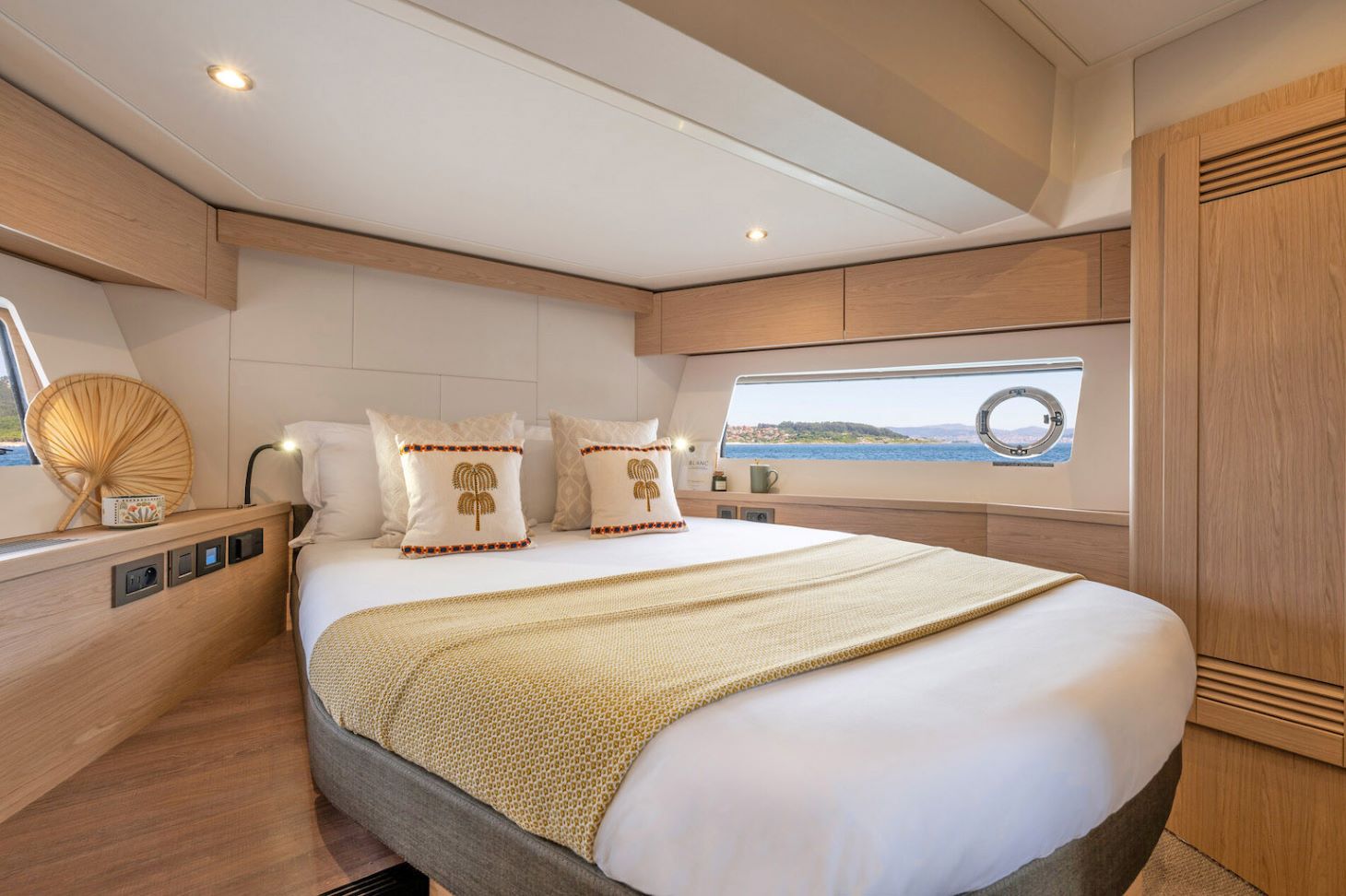 Not Too Big, Not Too Small: Beneteau’s Swift Trawler 54 Yacht