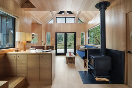lakeside Cabins